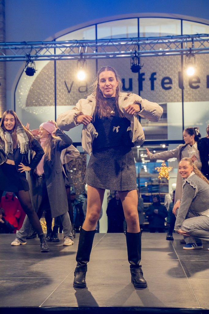 Modeshow 081.jpg